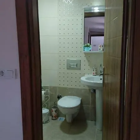 Ucar Akyaka * Akyaka (Mugla)